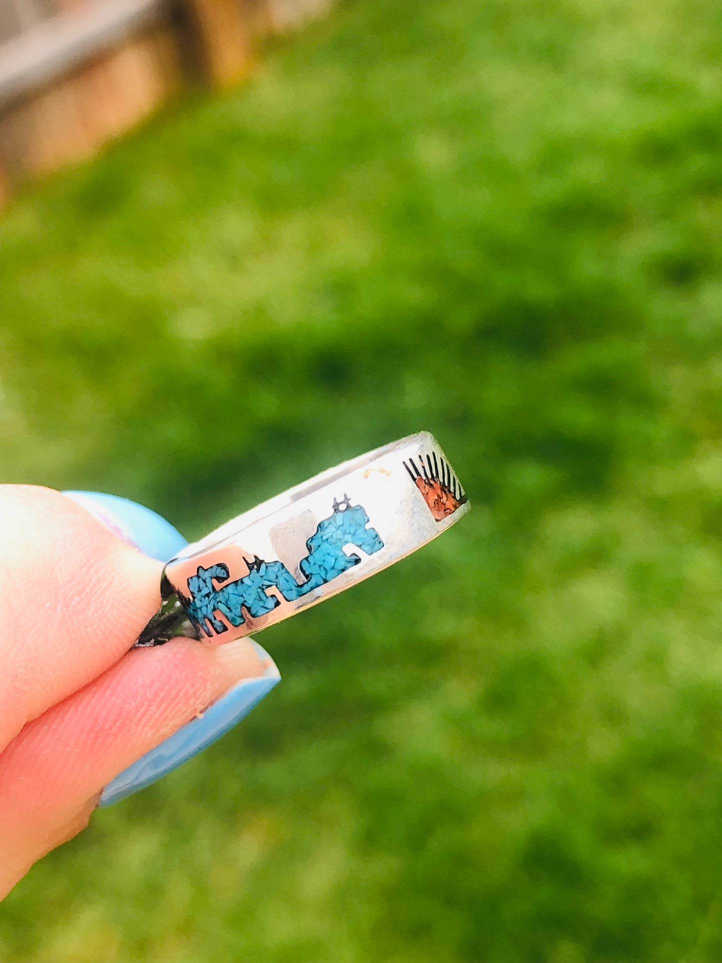 Vintage Sterling Silver Turquoise and Coral Chip Inlay Ring