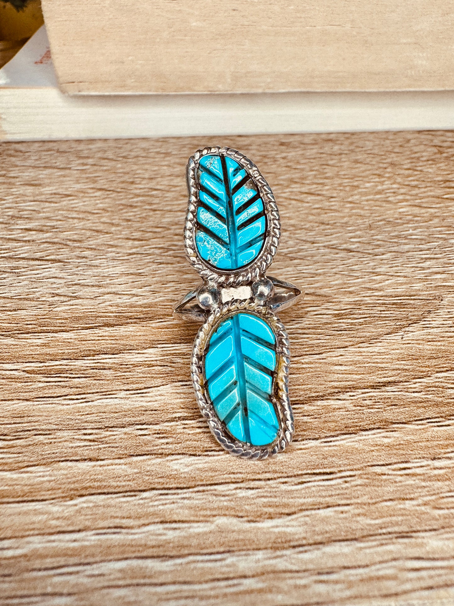 Vintage Native American Handmade Sterling Silver Feather Turquoise Ring