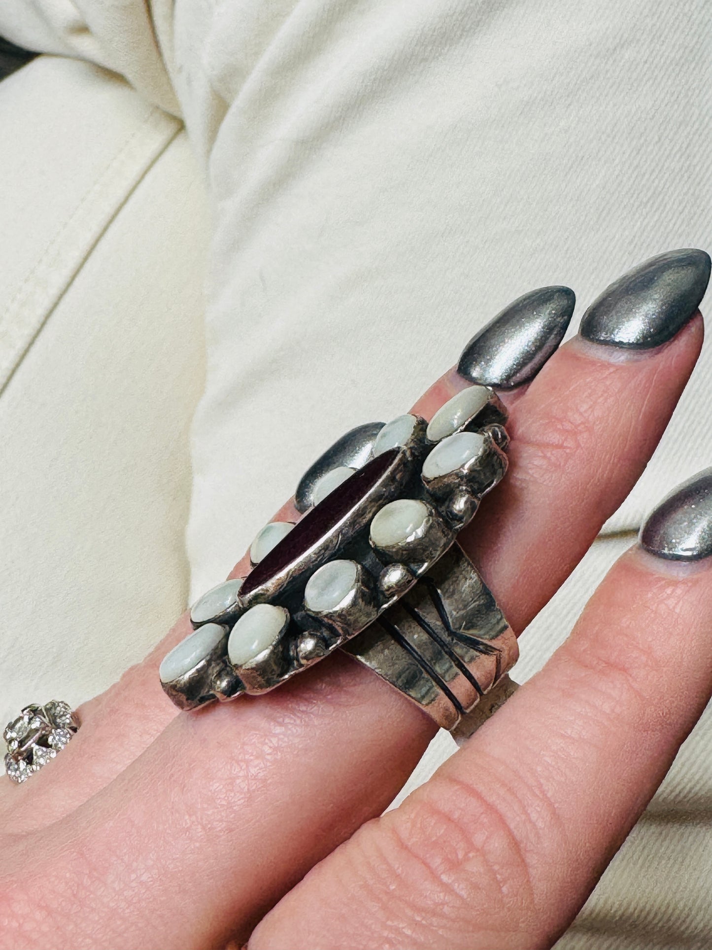 Sterling Silver Mother of Pearl and Spiny Ouster Ring