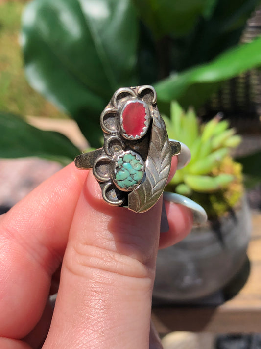 Vintage Sterling Silver Turquoise and Coral Ring