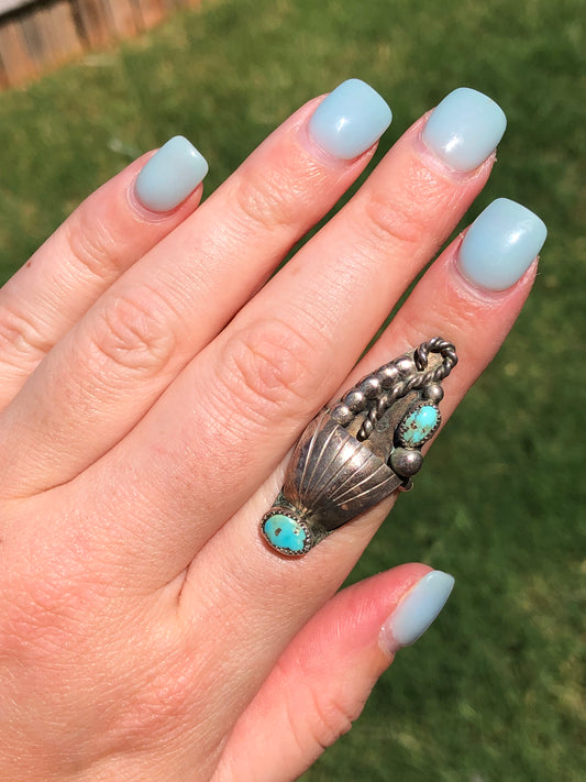 Vintage Handmade Sterling Silver Turquoise Navajo Ring