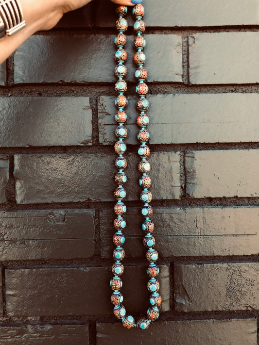 Vintage Handmade Blue Glassbead Necklace