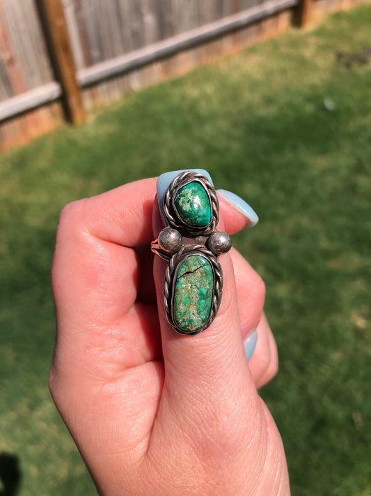 Old Pawn Vintage Sterling Silver Green Stone Ring